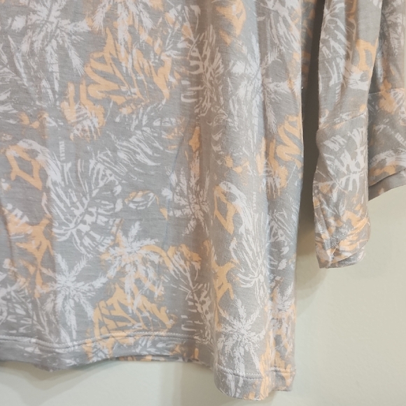 Palm Grove Floral Long Sleeve Top - Picture 3 of 6